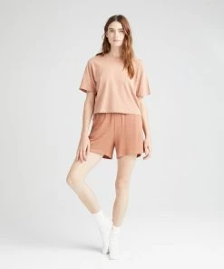 RICHER POORER SPRING '22 SHORT SLEEVE CROP TEE MOCHA MOUSSE 8 RICHER POORER SPRING '22 SHORT SLEEVE CROP TEE MOCHA MOUSSE