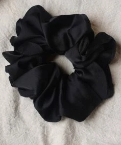 PIPE AND ROW SILKY BLACK SCRUNCHIE