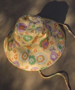 LACK OF COLOR HOLIDAY BUCKET HAT RETRO FLORAL