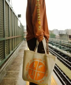 KIMRC X P&R WARM UP TOTE SALE