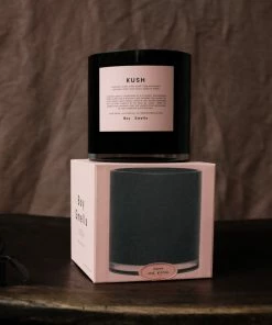 BOY SMELLS NEW IN KUSH MAGNUM CANDLE