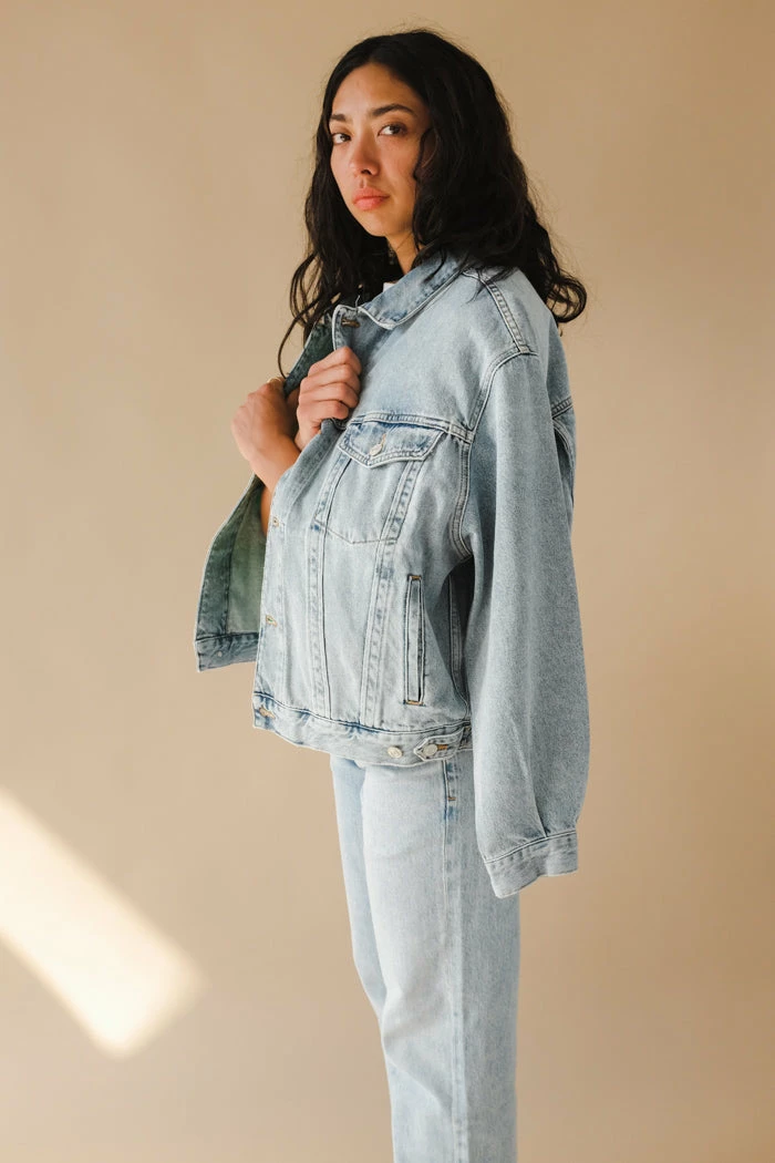AGOLDE CHARLI OVERSIZED DENIM JACKET VEER 1 AGOLDE CHARLI OVERSIZED DENIM JACKET VEER
