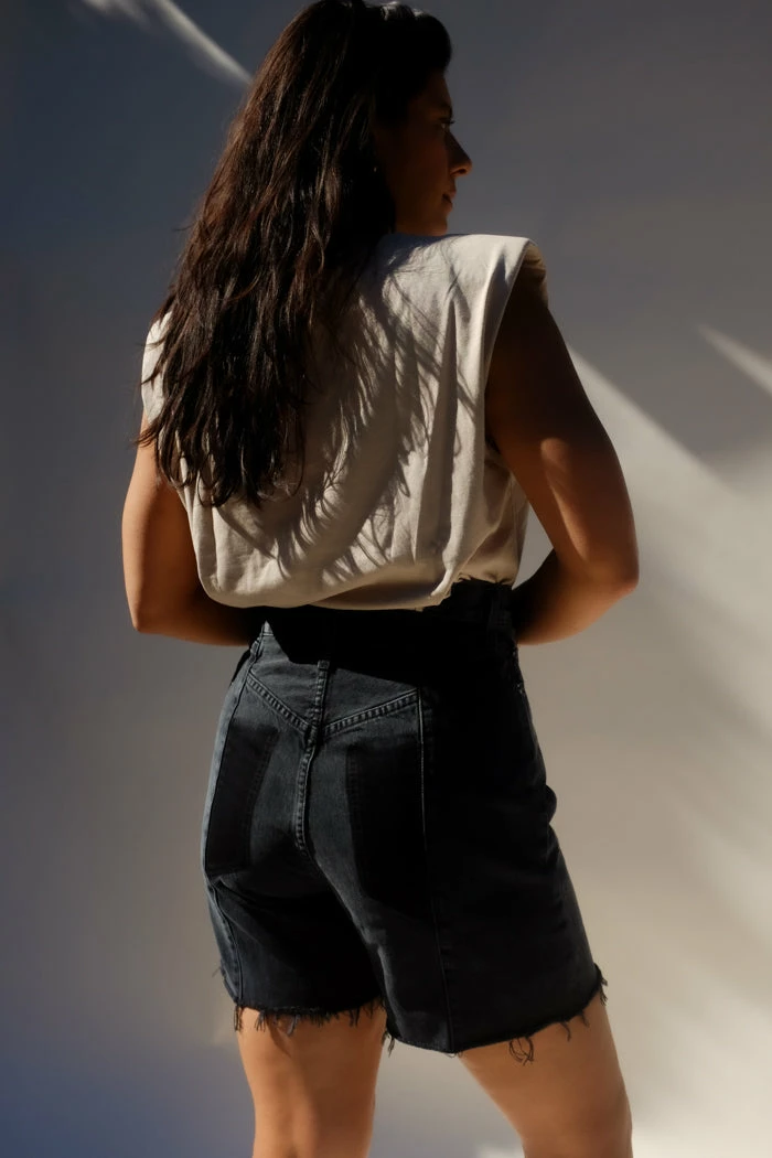 AGOLDE PIECED ANGLE SHORT SPRING '22 2 AGOLDE PIECED ANGLE SHORT SPRING '22