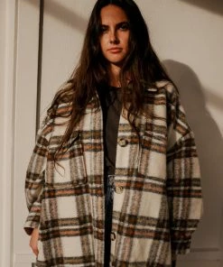 PIPE AND ROW BLAKE PLAID COAT NEW IN 14 PIPE AND ROW BLAKE PLAID COAT NEW IN