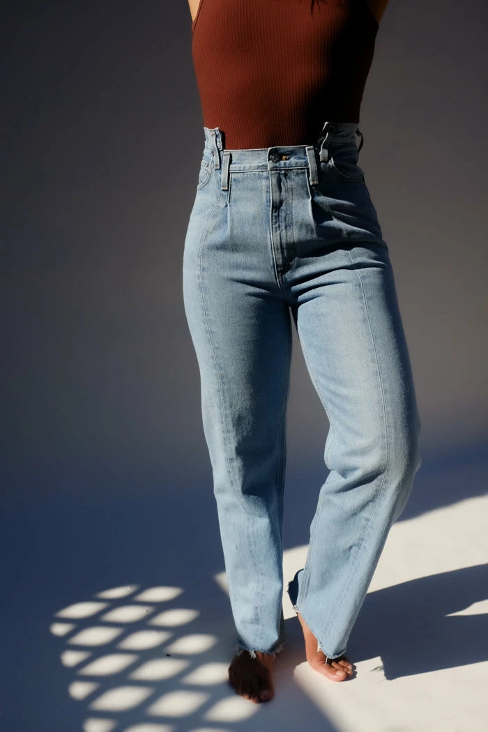 AGOLDE PIECED ANGLE JEAN MATRIX 1 AGOLDE PIECED ANGLE JEAN MATRIX