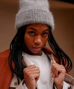 PIPE AND ROW SMITH BEANIE DARK GREY NEW IN