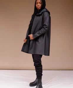 STUTTERHEIM MOSEBACKE RAIN JACKET BLACK NEW IN