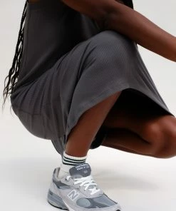 RICHER POORER NEW IN VINTAGE COLUMN RIB DRESS