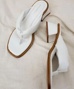 INTENTIONALLY BLANK WHITMAN SANDALS SPRING '22