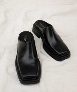 VAGABOND EYRA MULES SPRING '22