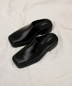 VAGABOND EYRA MULES SPRING '22