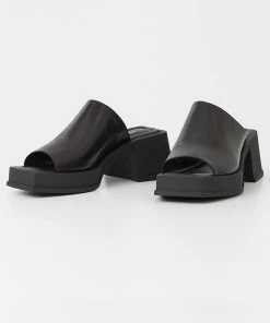 VAGABOND SPRING '22 HENNIE MULE