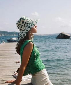 LACK OF COLOR HOLIDAY BUCKET HAT FORMES GREEN SPRING '22