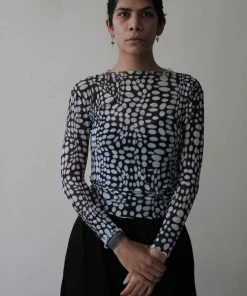 NIN STUDIO BLACK COSMOS SWIRL TOP SPRING '22