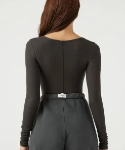 JOAH BROWN SPRING '22 CLASSIC SCOOP LONG SLEEVE TOP