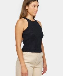 LACAUSA CUT OUT TANK SPRING '22 5 LACAUSA CUT OUT TANK SPRING '22