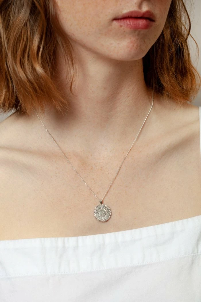 WOLF CIRCUS LUMEN NECKLACE NEW IN 4 WOLF CIRCUS LUMEN NECKLACE NEW IN