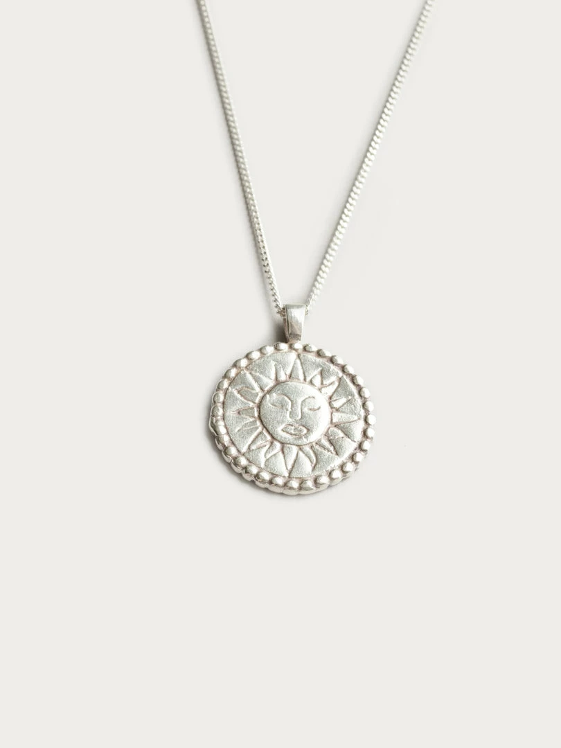 WOLF CIRCUS LUMEN NECKLACE NEW IN 8 WOLF CIRCUS LUMEN NECKLACE NEW IN