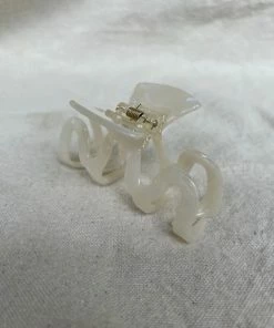 PIPE AND ROW ZIG ZAG HAIR CLAW