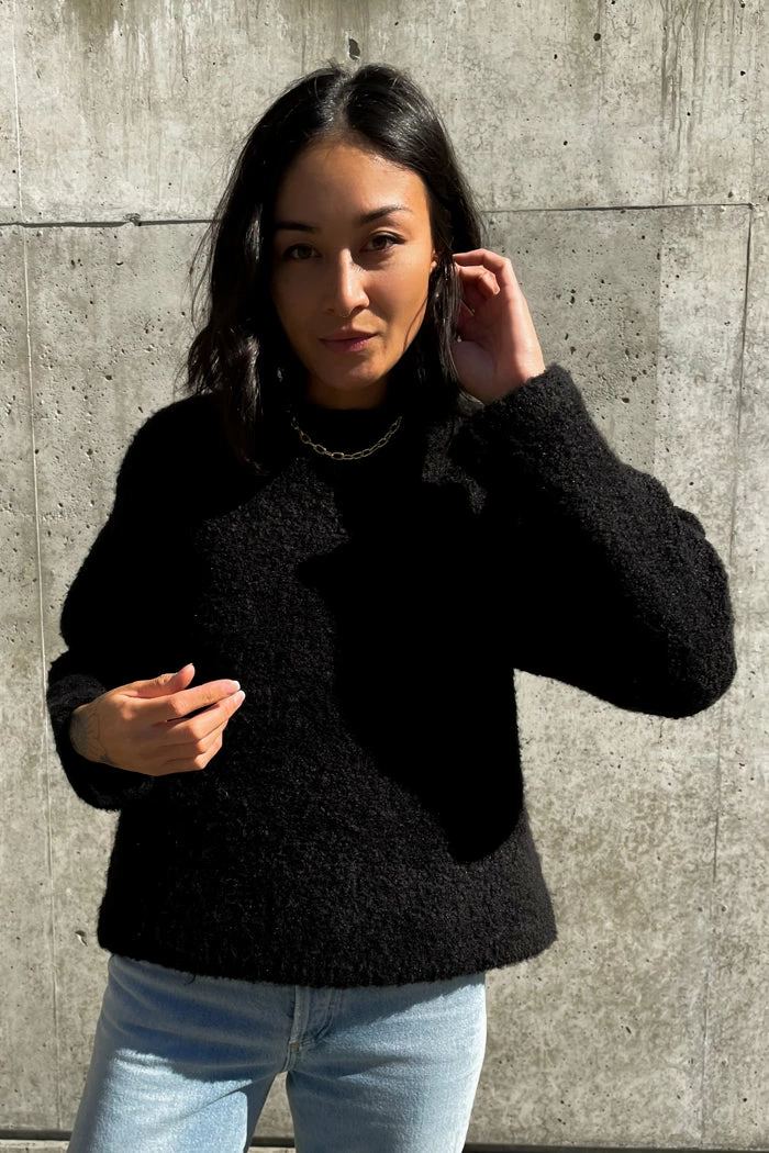 LE BON SHOPPE ENVIE SWEATER 1 LE BON SHOPPE ENVIE SWEATER