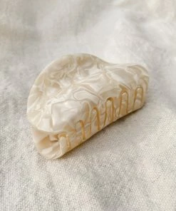 PIPE AND ROW ASYMMETRICAL HAIR CLAW