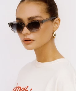 SOLD OUT THE QUIN SUNGLASSES 7 SOLD OUT THE QUIN SUNGLASSES