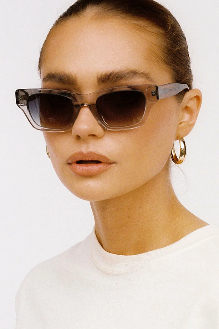 SOLD OUT THE QUIN SUNGLASSES 1 SOLD OUT THE QUIN SUNGLASSES