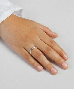 WOLF CIRCUS EMEILE RING SPRING '22 8 WOLF CIRCUS EMEILE RING SPRING '22