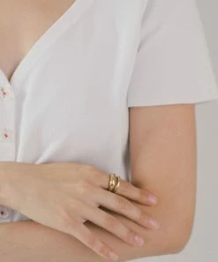 WOLF CIRCUS SPRING '22 KORI RING