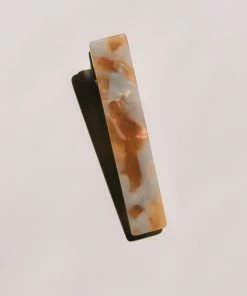 PIPE AND ROW RESIN RECTANGLE BARRETTE