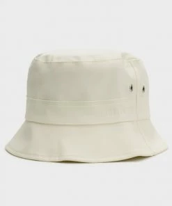 STUTTERHEIM SPRING '22 BECKHOLMEN BUCKET HAT COCONUT