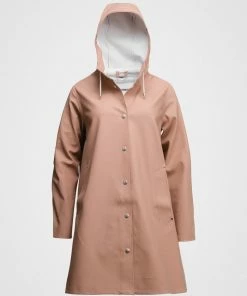 STUTTERHEIM MOSEBACKE RAIN JACKET SANDALWOOD NEW IN