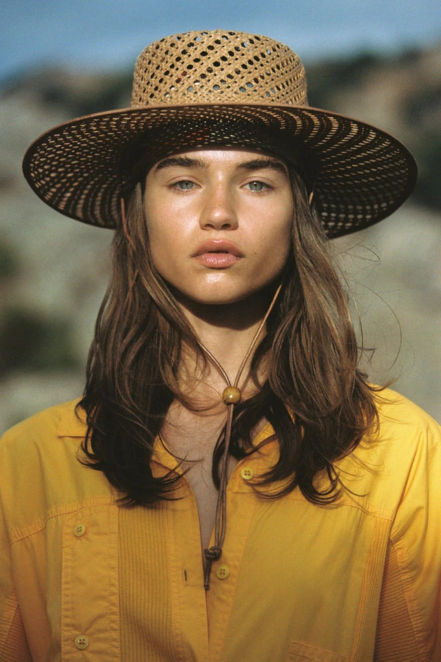 LACK OF COLOR SPRING '22 THE CESCA BROWN 7 LACK OF COLOR SPRING '22 THE CESCA BROWN