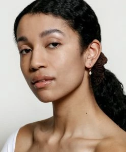 WOLF CIRCUS SMALL PEARL HOOP EARRINGS GOLD