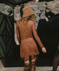 LACK OF COLOR WAVE BUCKET HAT