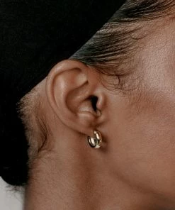 WOLF CIRCUS SPRING '22 ABBIE HOOPS