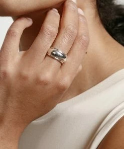 WOLF CIRCUS ANITA RING NEW IN