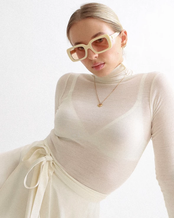 RAIE EYEWEAR THE ARIES CREAM SPRING '22 4 RAIE EYEWEAR THE ARIES CREAM SPRING '22