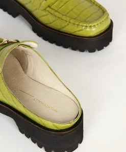 INTENTIONALLY BLANK SPRING '22 KOWLOON LOAFER APPLE