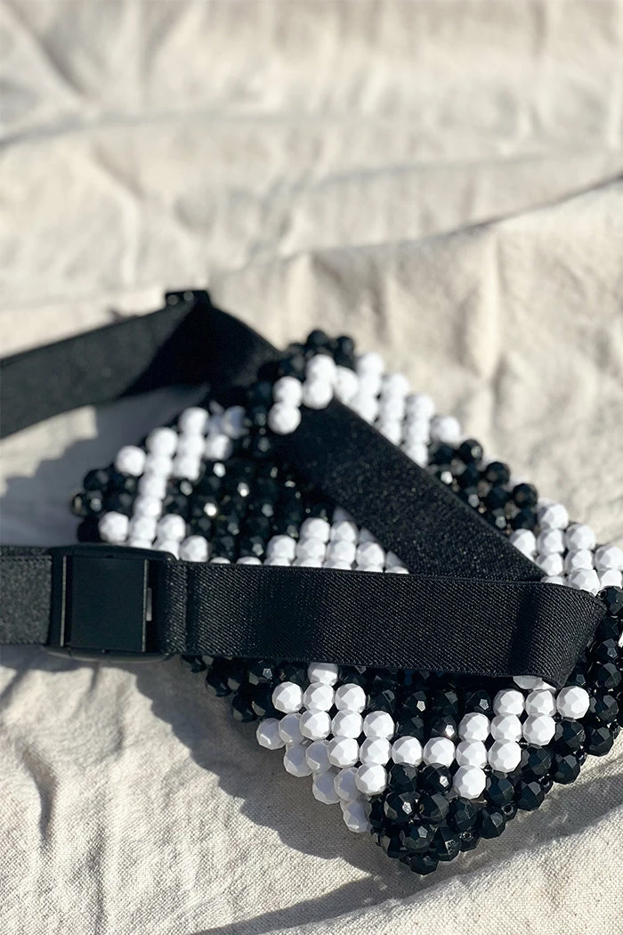 FERAL NO.9 B&W CHECK BAG SPRING '22 2 FERAL NO.9 B&W CHECK BAG SPRING '22