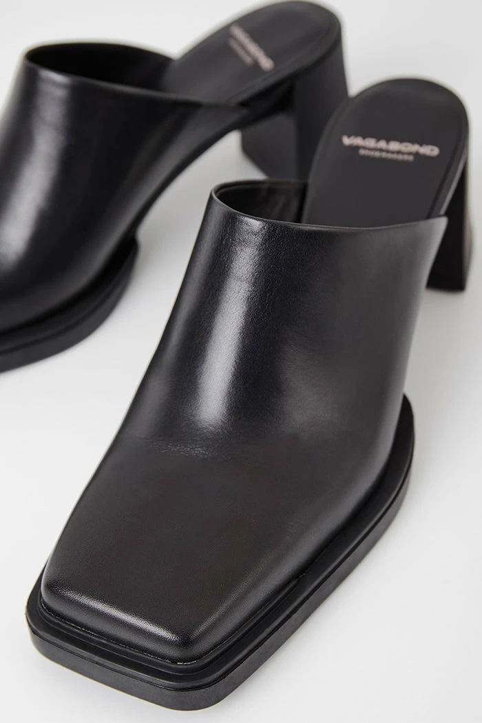 VAGABOND EDWINA MULES SPRING '22 1 VAGABOND EDWINA MULES SPRING '22