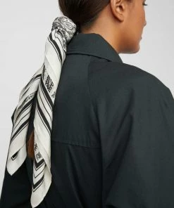 JUST FEMALE CLEVER TRENCHCOAT SPRING '22