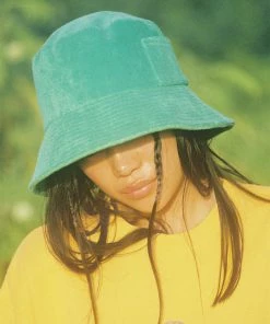 LACK OF COLOR WAVE BUCKET HAT