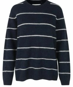 JUST FEMALE EOS KNIT