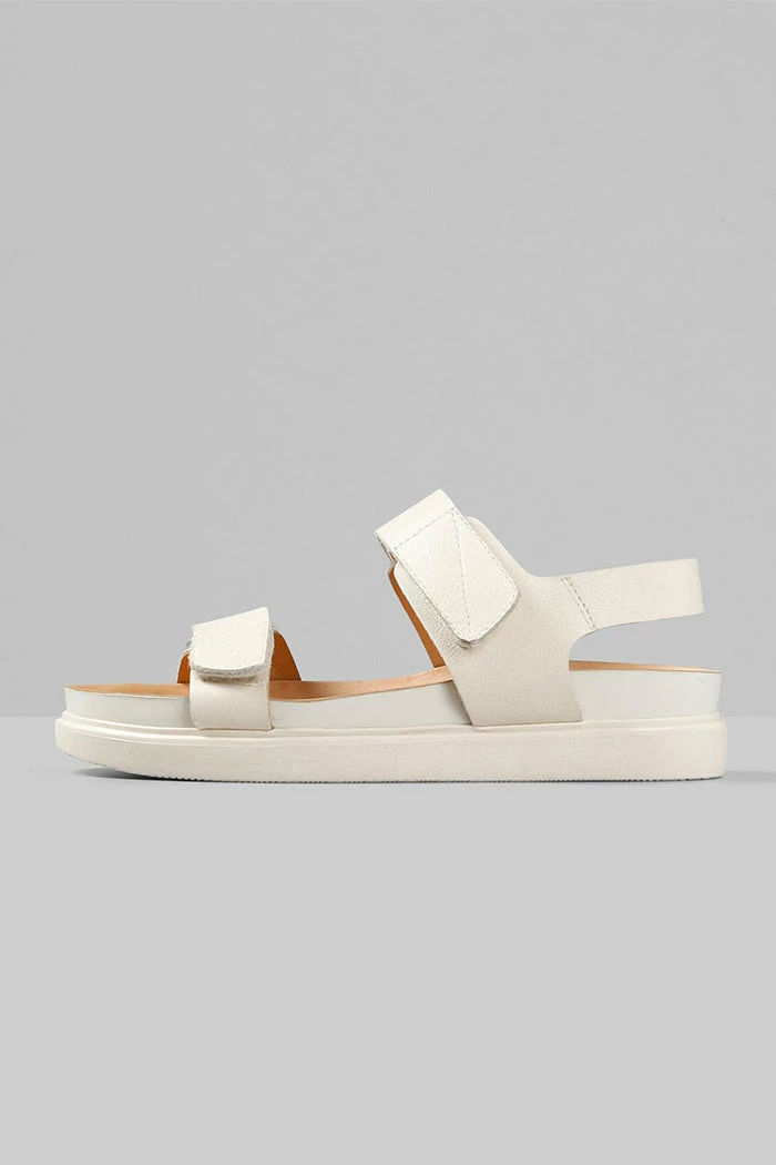 VAGABOND ERIN SANDAL SPRING '22 7 VAGABOND ERIN SANDAL SPRING '22
