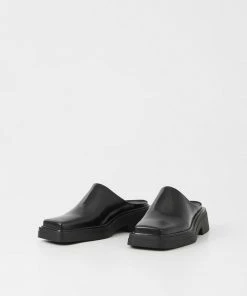 VAGABOND EYRA MULES SPRING '22