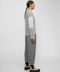 JUST FEMALE VALUE TROUSERS