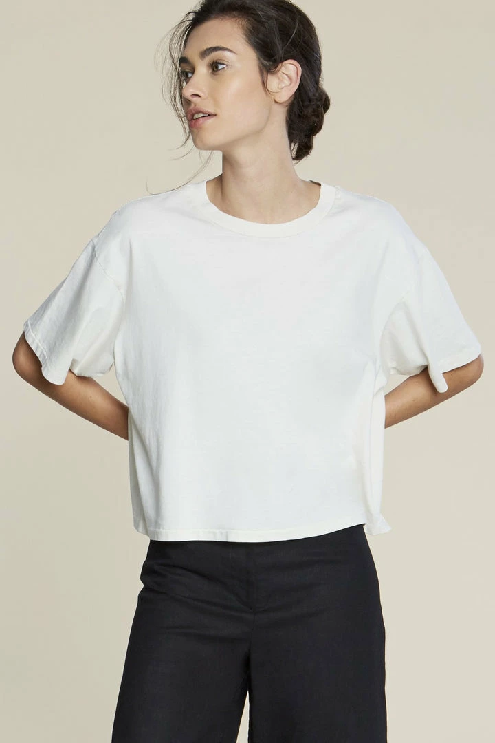 FILOSOFIA SUSTAINABILITY JADE CROPPED TEE 6 FILOSOFIA SUSTAINABILITY JADE CROPPED TEE