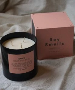 BOY SMELLS NEW IN KUSH MAGNUM CANDLE