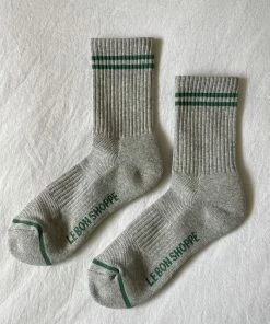 LE BON SHOPPE SPRING '22 BOYFRIEND SOCKS LIGHT GREY